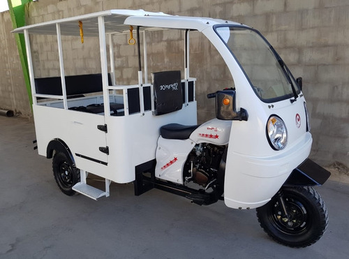 Imagen 8 de 11 de Mototaxi De Gasolina Con Puertas 5 Pasajeros 2022 Trimoto