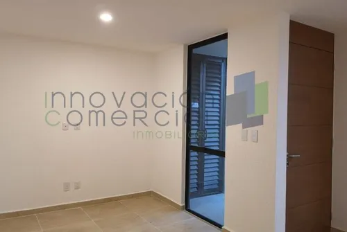 Casa En Renta En Altos Juriquilla, En Excelentes Condiciones Con Amenidades.