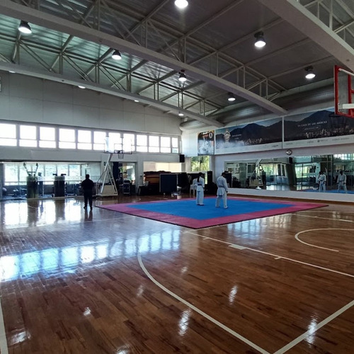 Valle Arriba Athletic Club (se Escuchan Ofertas)
