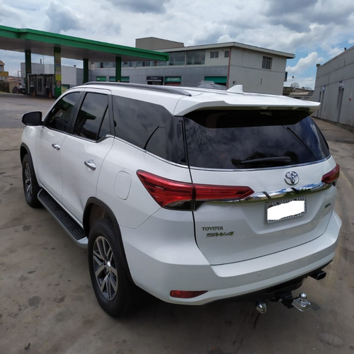 Hilux Sw4 7 Lugares 2017