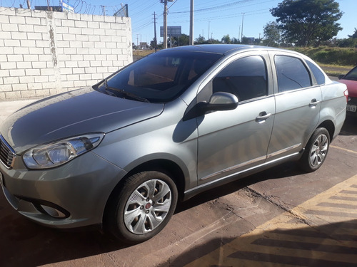Fiat Grand Siena Attractive 1.4 Evo Fire Flex 8v 2016/2017