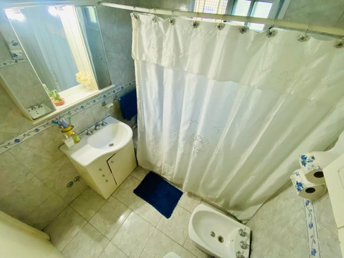 Imagen 8 de 13 de Chalet En Venta Cond En Castelar Sur