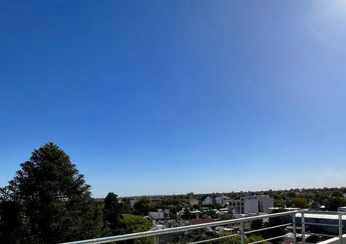 Duplex De Categoría Con Vista Panorámica A Toda La Ciudad
