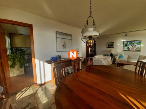 Apartamento En Venta Y Alquiler, Mansa, Punta Del Este, 3 Dormitorios.- Ref: 1800