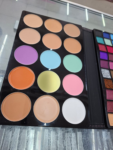 Set De Maquillaje Sombra Corrector Rubor Ojos Professional Set Maquillaje Live Color Fully