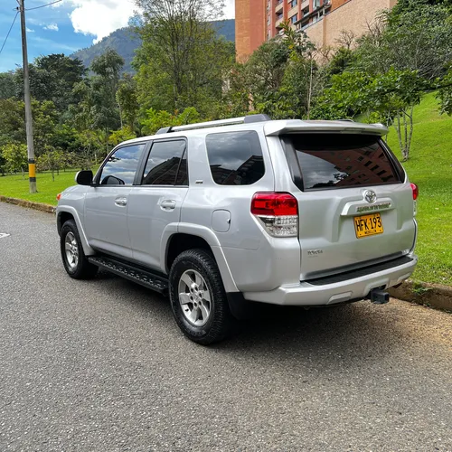 Toyota 4Runner 4.0 Sr5