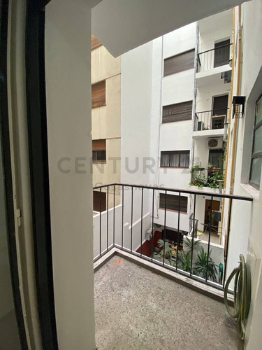 Imagen 11 de 27 de Venta En Recoleta Departamento 2 Ambientes C/balcon
