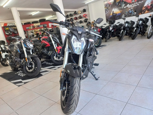 Imagen 21 de 23 de Voge 500 R