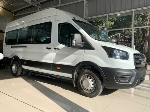 Ford Transit 2022 Minibus 17+1  