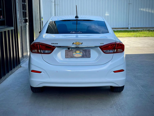 Chevrolet Cruze 1.4 Ltz At Sedan