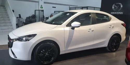 Mazda 2 Sedan Gran Touring 2026 Disponible