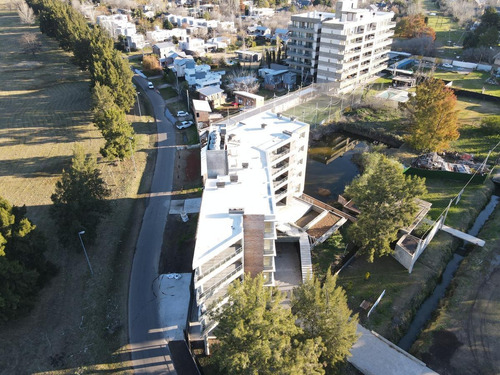 Imagen 20 de 22 de Departamento De 1 Dormitorio En Venta Con Cochera Aldea Fisherton