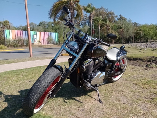 Imagen 4 de 25 de Honda Shadow Spirit 750