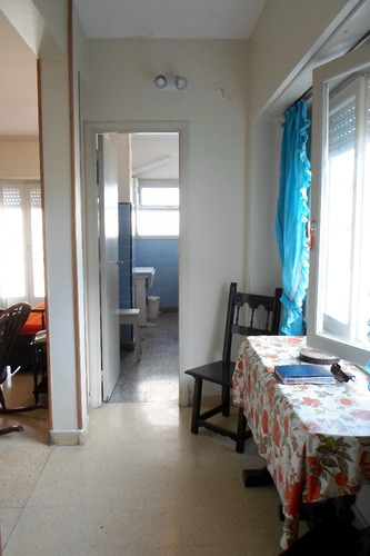 Imagen 2 de 13 de Departamento 2 Ambientes En Venta En Mar Del Plata