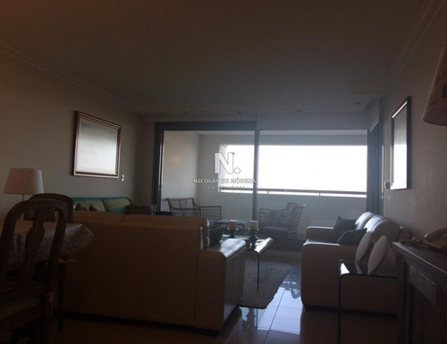 Apartamento En Torre Imperiale - Tres Dormitorios En Suite- Ref: 412