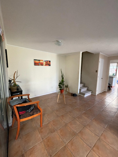 Casa De 3 Dormitorios Y 3 Baños, 1 En Suite