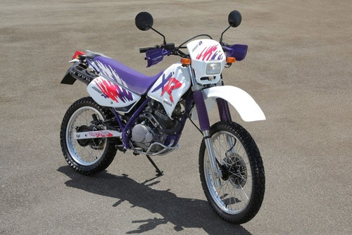 Imagem 2 de 5 de Guia De Transmissão / Saboneteira Moto Honda Xr 200
