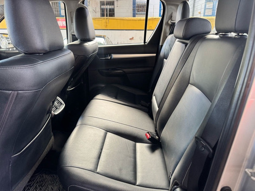 Toyota Picape Cabine Dupla Hilux 2.8 TDI SRX CD 4x4 (Aut)