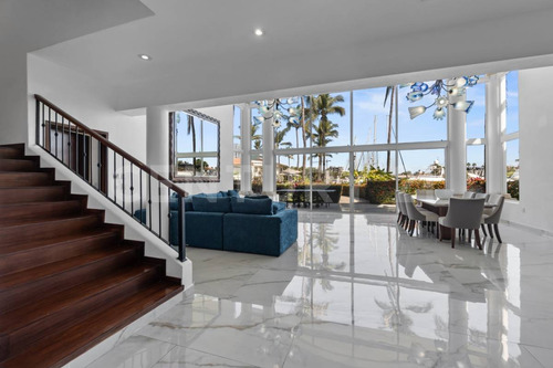Casa En Venta En Grand Marina Villas, Nuevo Vallarta, Nayarit.