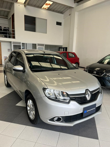 Renault Logan 1.6 Privilege / Intens