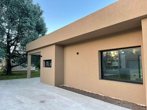 Imagen 12 de 13 de Casa En Venta 5 Ambientes A Estrenar En Comarcas De Lujan, Santa Irene