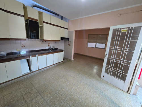 Casa Luminosa, Amplia Y Ventilada ¡te Espera!