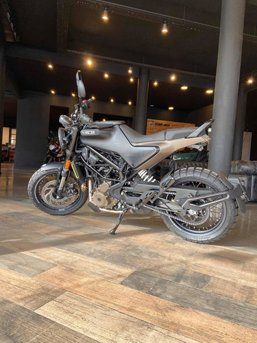 Imagen 11 de 25 de Husqvarna Svartpilen 401 Financiacion A Tasa Cero