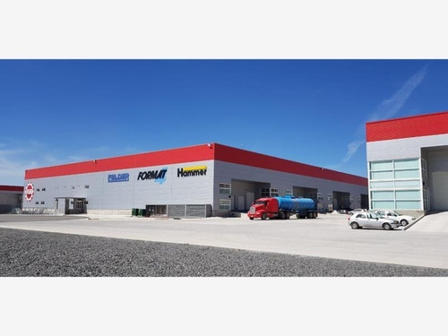 Bodega En Venta En Parque Industrial Cerca Del Aeropuerto