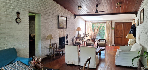 Casa - Don Torcuato - Triángulo