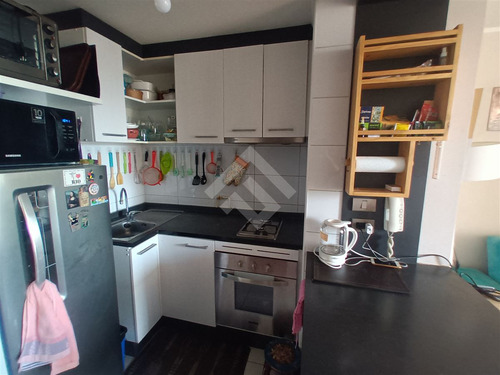 Departamento En Venta De 1 Dorm. En Maipú