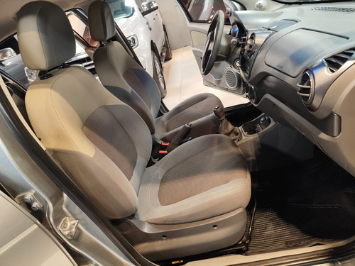 Fiat Palio 1.6 Essence 115cv Brasil
