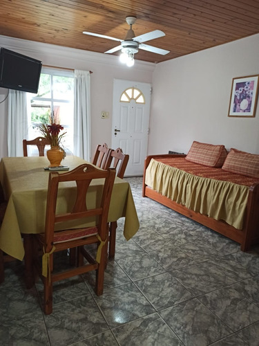 Imagen 19 de 24 de Complejo Turístico Con 10 Bungalows, Pileta De Verano Y Parque. Precio Noviembre Desde $9.000 Por Noche