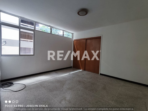 Imagen 26 de 29 de Apartamento En Venta En El Bosque Chacao Urbanizacion El Bosque