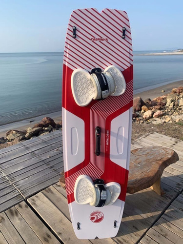 Imagen 2 de 7 de Tabla De Kitesurf Cabrinha Spectrum 2020 + Straps H1 En3x