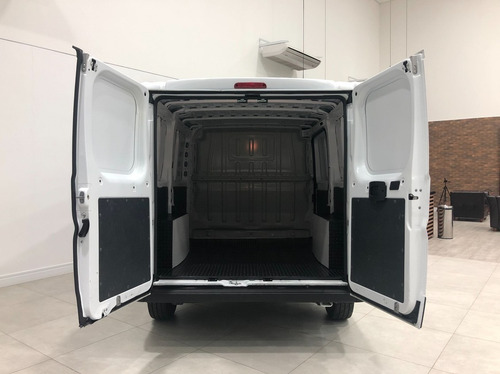 Imagem 10 de 13 de Fiat Ducato 2.3 Multijet Cargo Curto