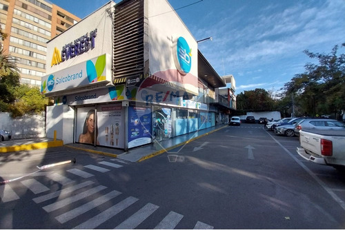 Casa En Venta Ñuñoa, 5d + 4b + 3est, Suarez Mujica