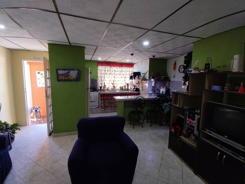 Imagen 2 de 19 de Se Vende Hermosa Moderna Y Remodelada Casa En Los Acuarianos El Limon Zona Aragua Buen Precio 04243785803