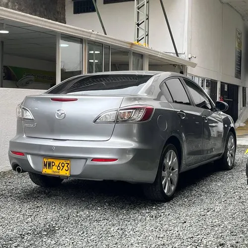 Mazda 3 Mt 1.6 Cc 2014** Marca: Mazda 3 Línea O Versión:
