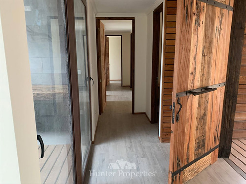 Casa En Venta De 3 Dorm. En Pichilemu