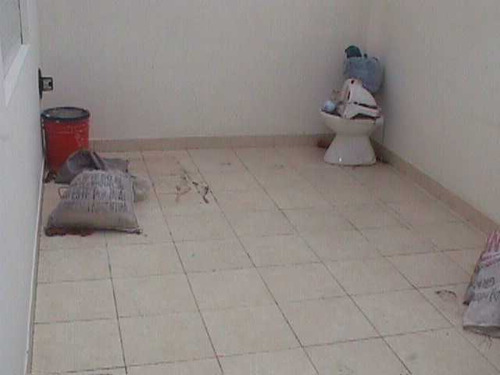 Alquilo Excelente Piso En Caseros De 3 Ambientes Grandes Con Terraza Y Patio Propio!! F: 4571