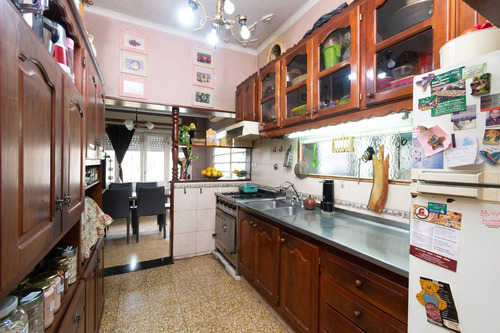 Venta Casa C/ Pileta, Jardin En Lomas Del Mirador