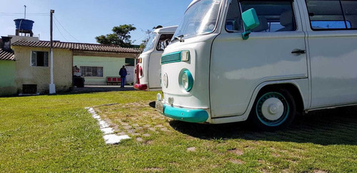 Volkswagen Kombi 1999 1.6 3p Gasolina