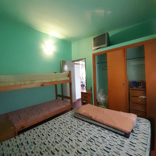 Casa 3 Amb C/ Cochera + Galpon C/ Baño F. 7709