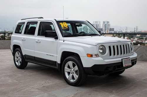 Imagen 1 de 9 de Jeep Patriot Sport 2016