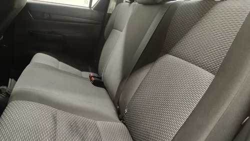 Toyota Hilux 2.7 Cabina Doble Base Mt