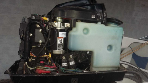 Imagen 4 de 11 de Motor Fuera De Borda Mercury