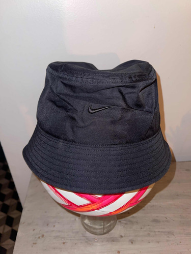 Bucket Head Nike