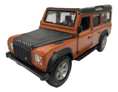 Land Rover Defender 110. Escala 1/32 Burago. 15cms.