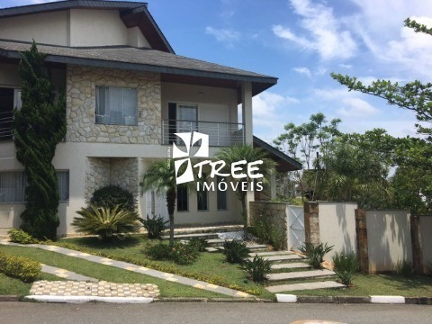 Imagem 5 de 28 de Venda Sobrado Condomínio Arujázinho 5, Excelente Imóvel, Com A/t 634m² A/c 587m² Distribuídos Em 04 Suítes Sendo 01 Máster Com Hidro. Consulte-nos. - Ca01355 - 32065787