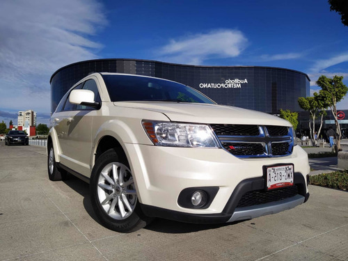 Dodge Journey 2.4 Sxt 7 Pasajeros Lujo At 2018